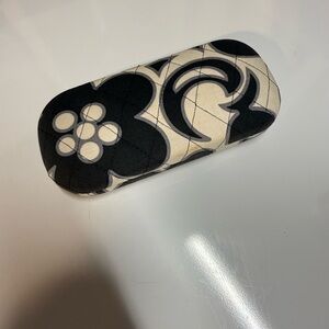 Vera Bradley Black and Cream Glasses Case